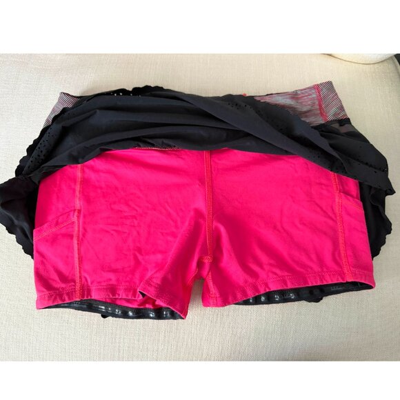 sz 6 Lululemon run a marathon skirt - Picture 4 of 16
